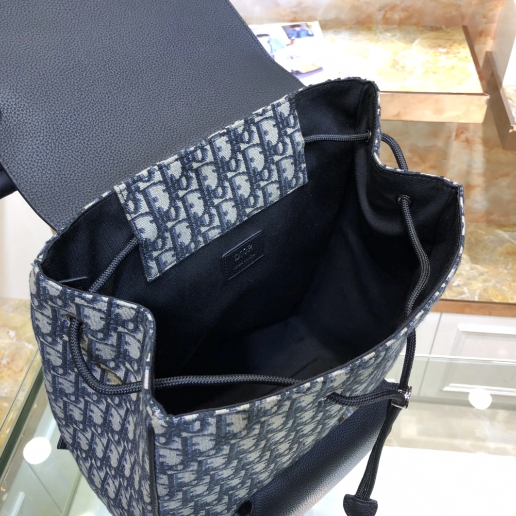 UrbanStyle 4895 Christian Dior AAA Man Backpacks