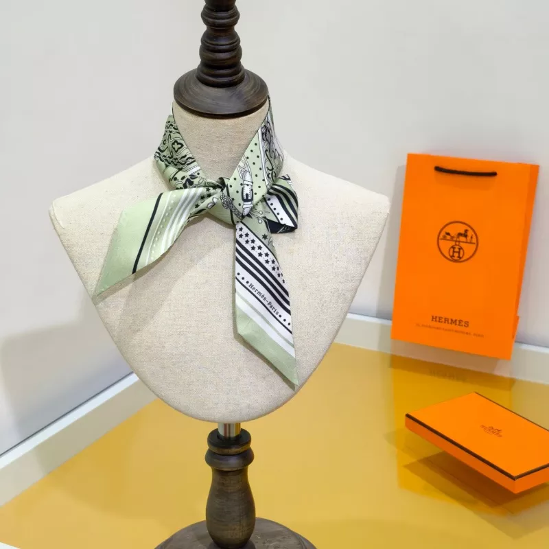 UrbanStyle 5073 Hermes Silk Scarf