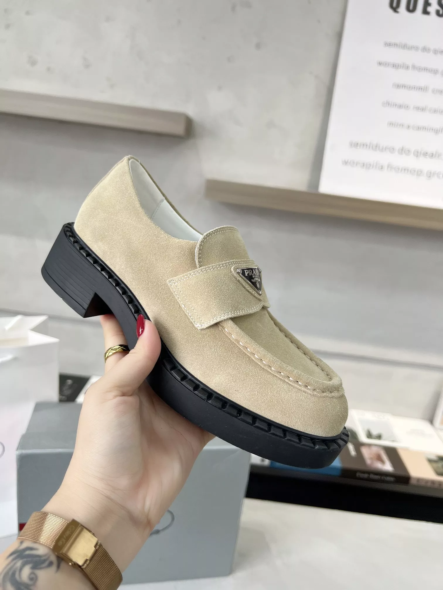 UrbanStyle 5124 Prada Leather Shoes For Women