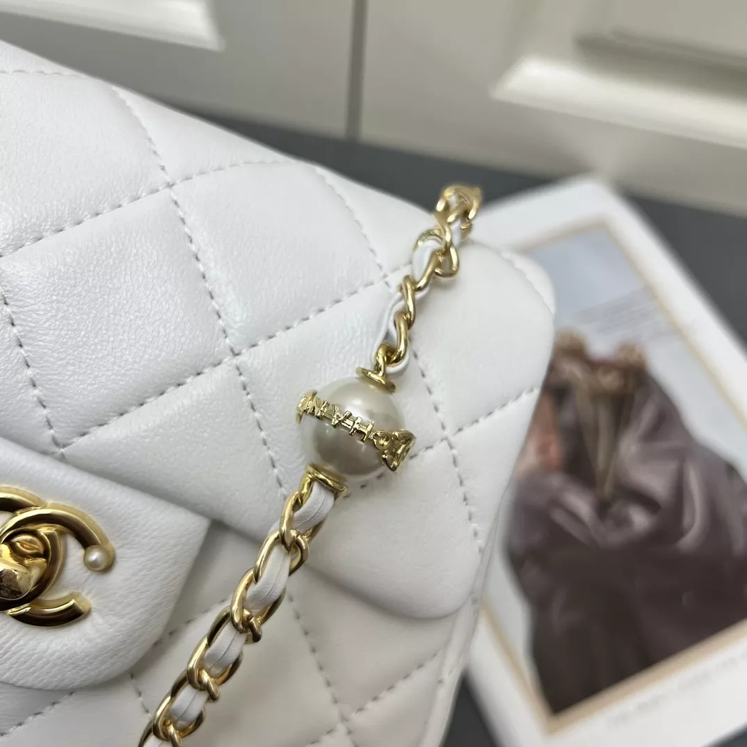 UrbanStyle 5297 Chanel AAA Quality Messenger Bags For Women