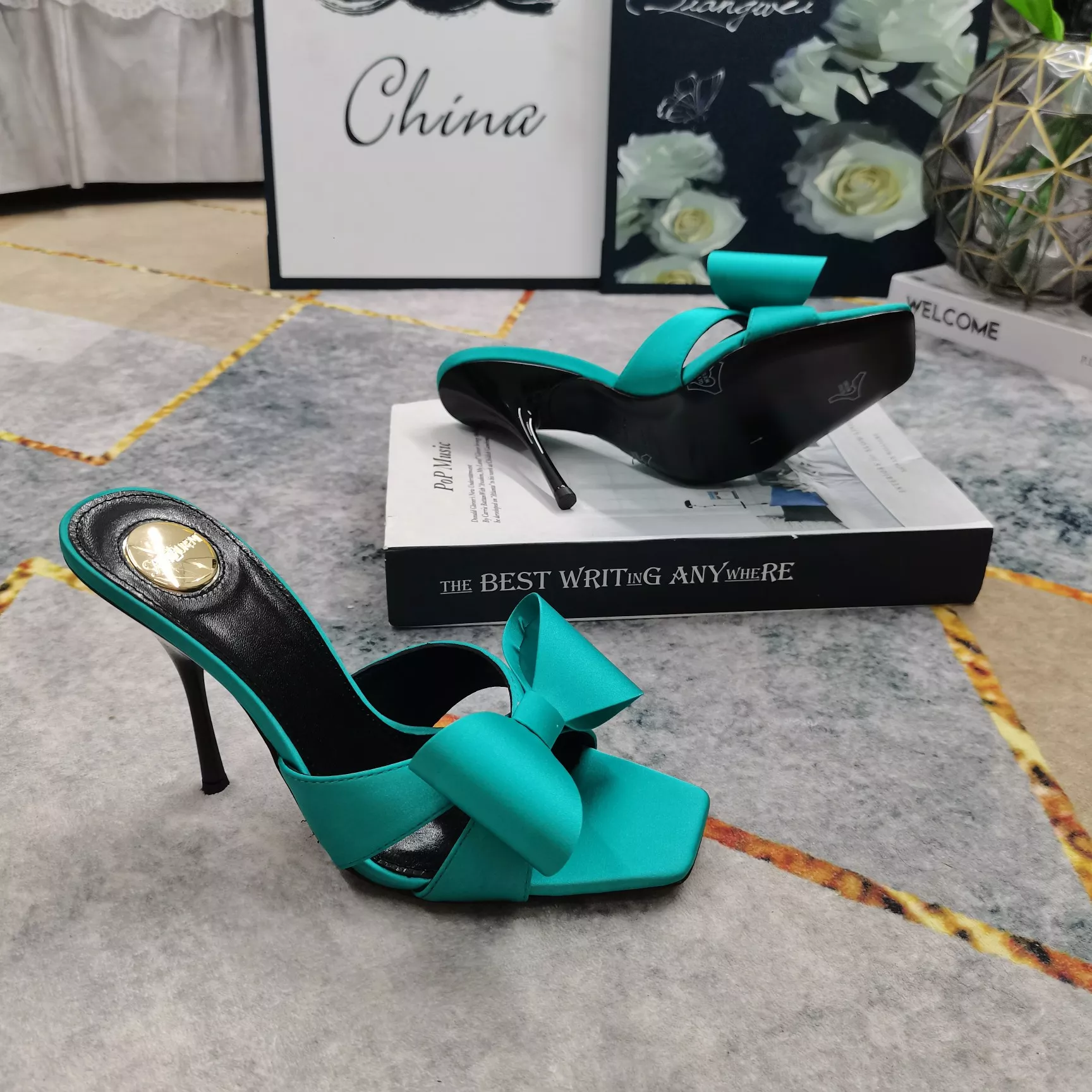 UrbanStyle 5331 Yves Saint Laurent YSL Slippers For Women