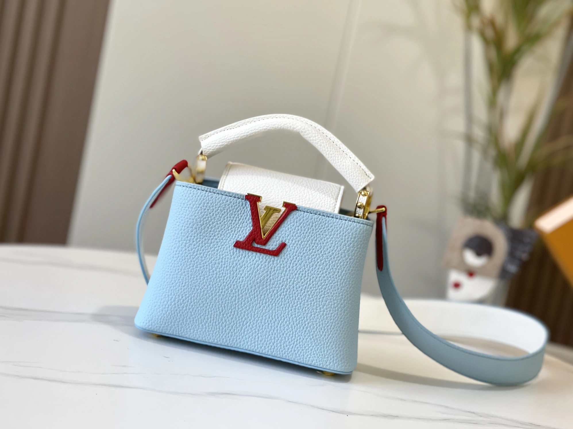 UrbanStyle 5439 Louis Vuitton AAA Quality Messenger Bags For Women