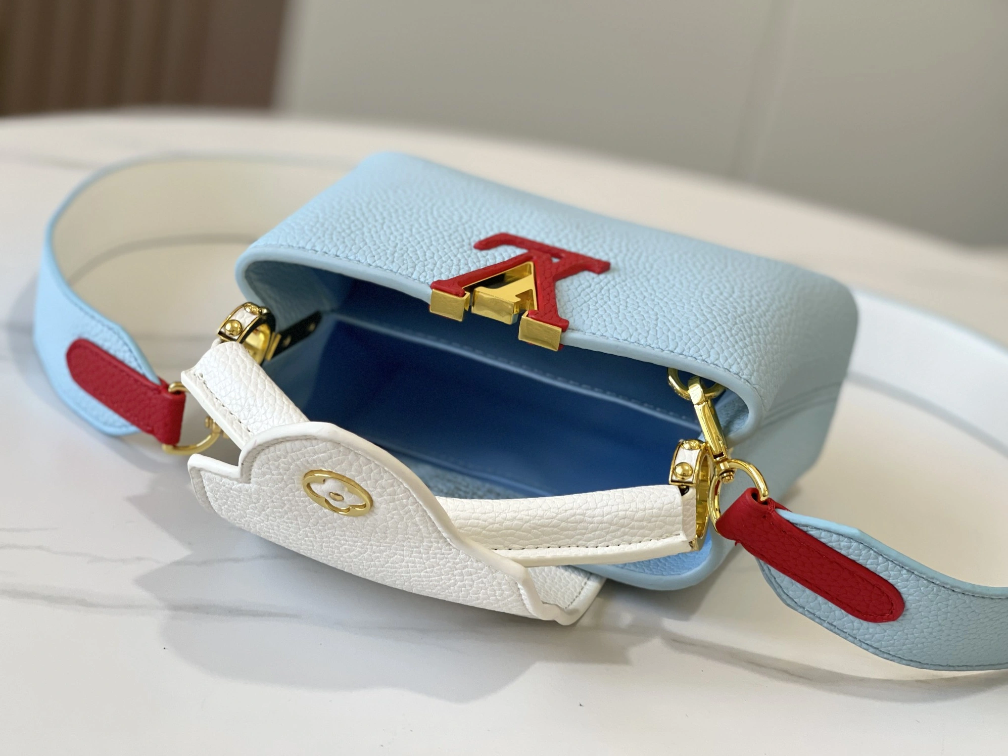 UrbanStyle 5439 Louis Vuitton AAA Quality Messenger Bags For Women