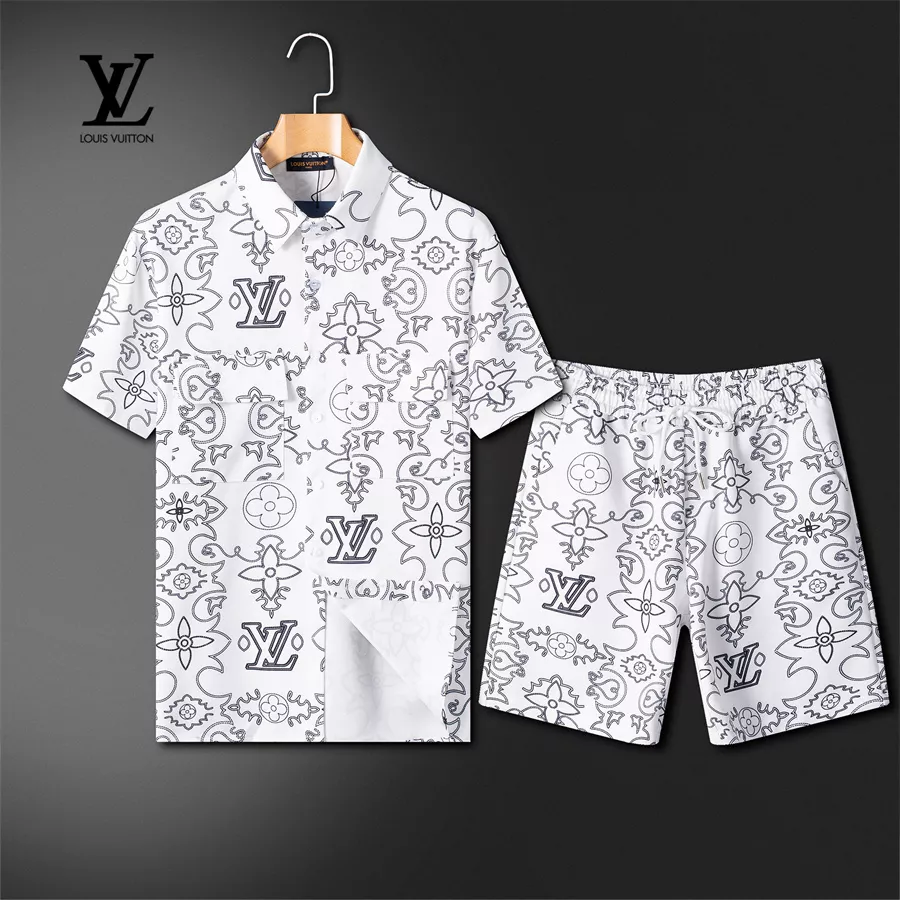 UrbanStyle 5559 Louis Vuitton LV Tracksuits Short Sleeved For Men