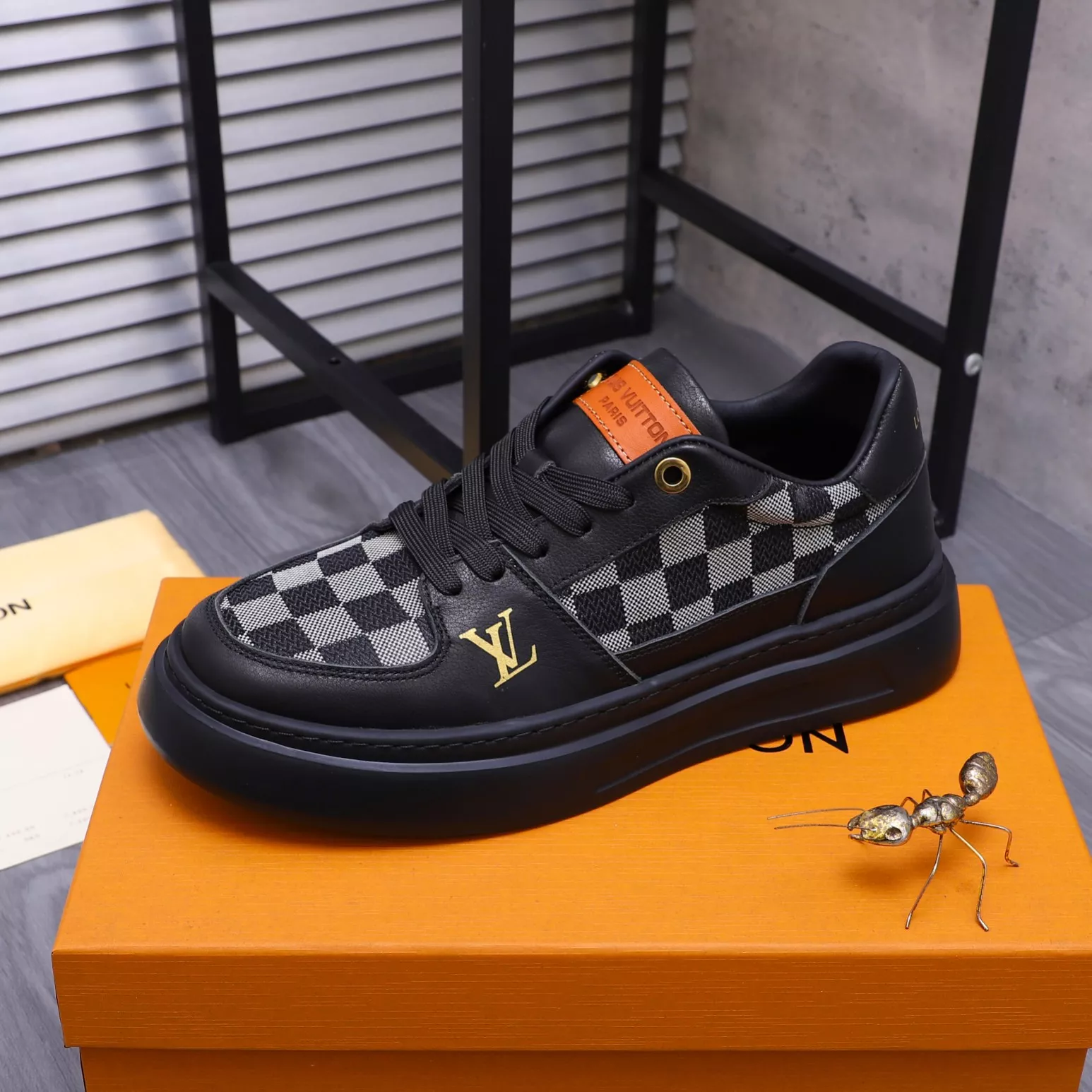 UrbanStyle 5575 Louis Vuitton Casual Shoes For Men