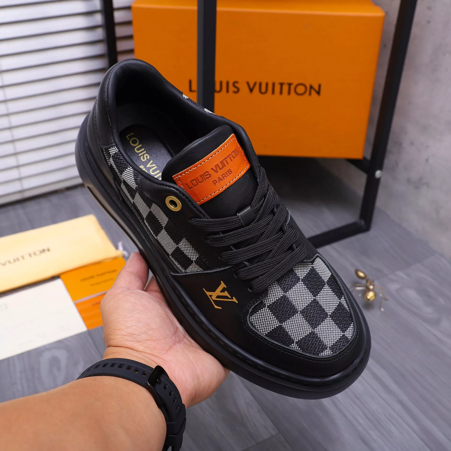 UrbanStyle 5575 Louis Vuitton Casual Shoes For Men