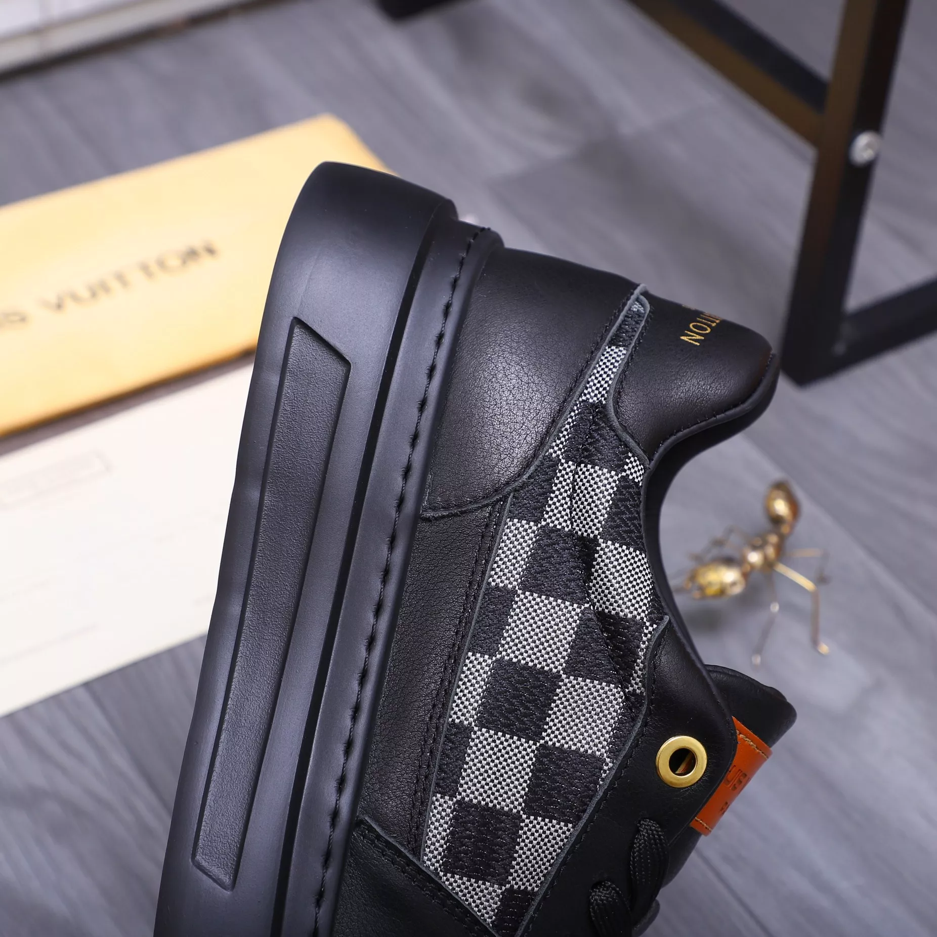 UrbanStyle 5575 Louis Vuitton Casual Shoes For Men
