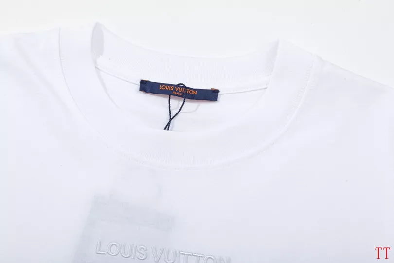 UrbanStyle 5817 Louis Vuitton LV T-Shirts Short Sleeved For Unisex