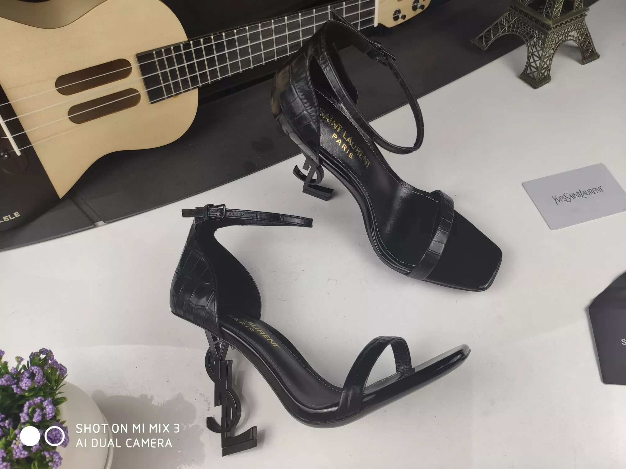 UrbanStyle 587 Yves Saint Laurent YSL Sandal For Women