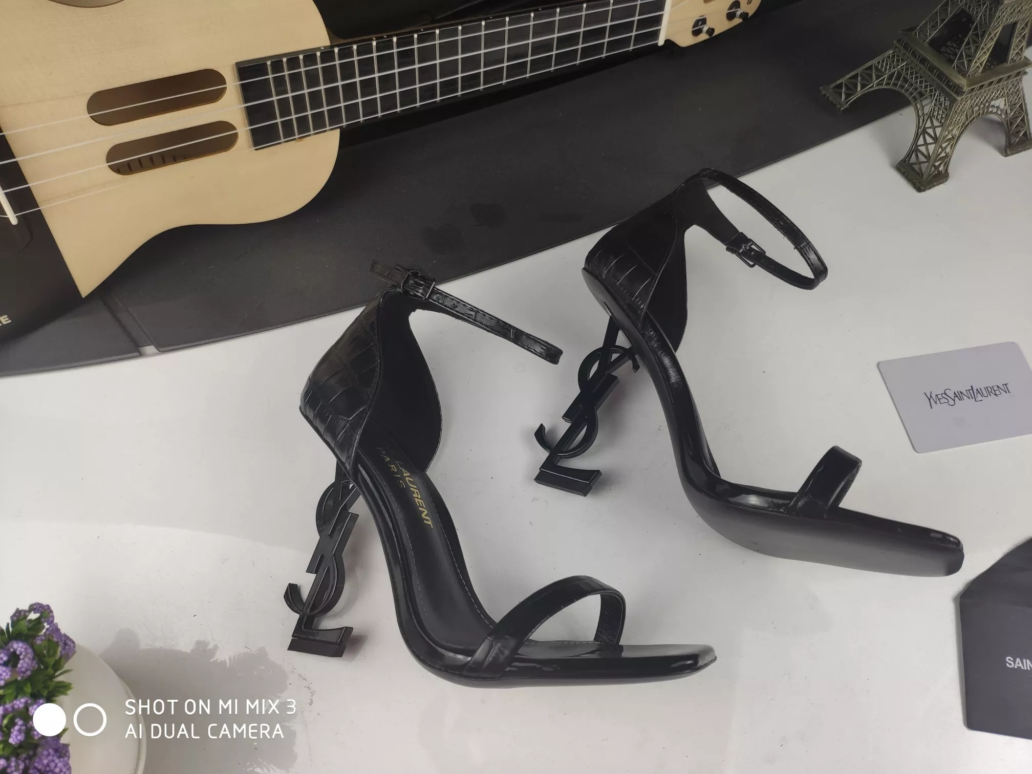 UrbanStyle 587 Yves Saint Laurent YSL Sandal For Women