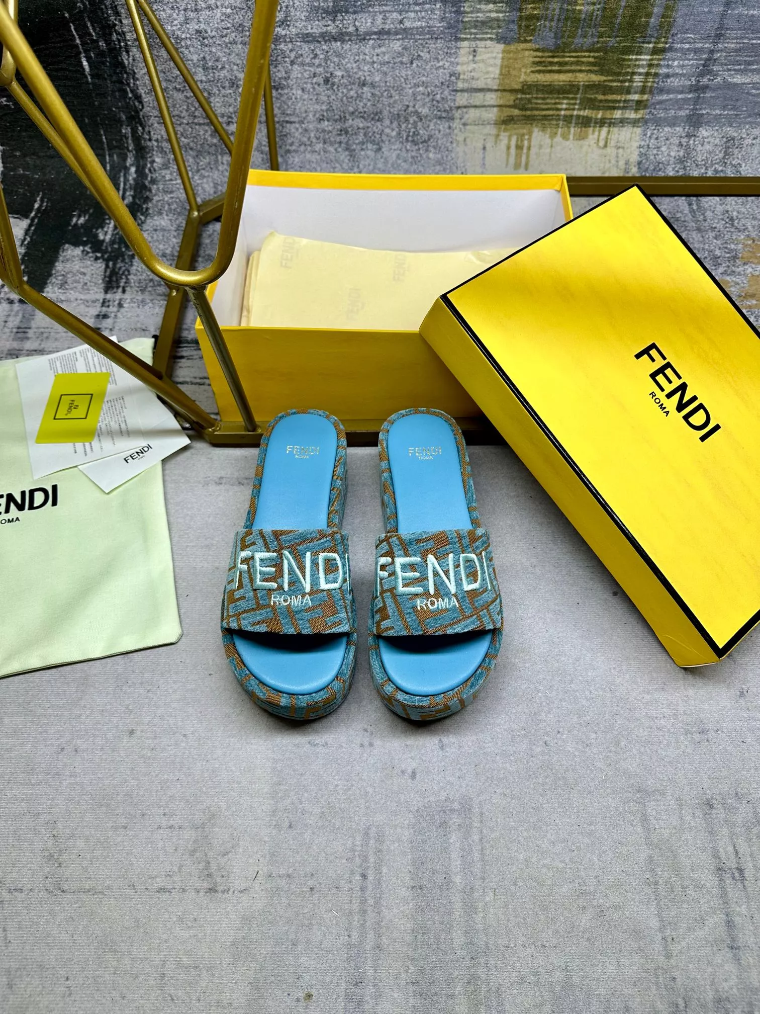 UrbanStyle 5885 Fendi Slippers For Women