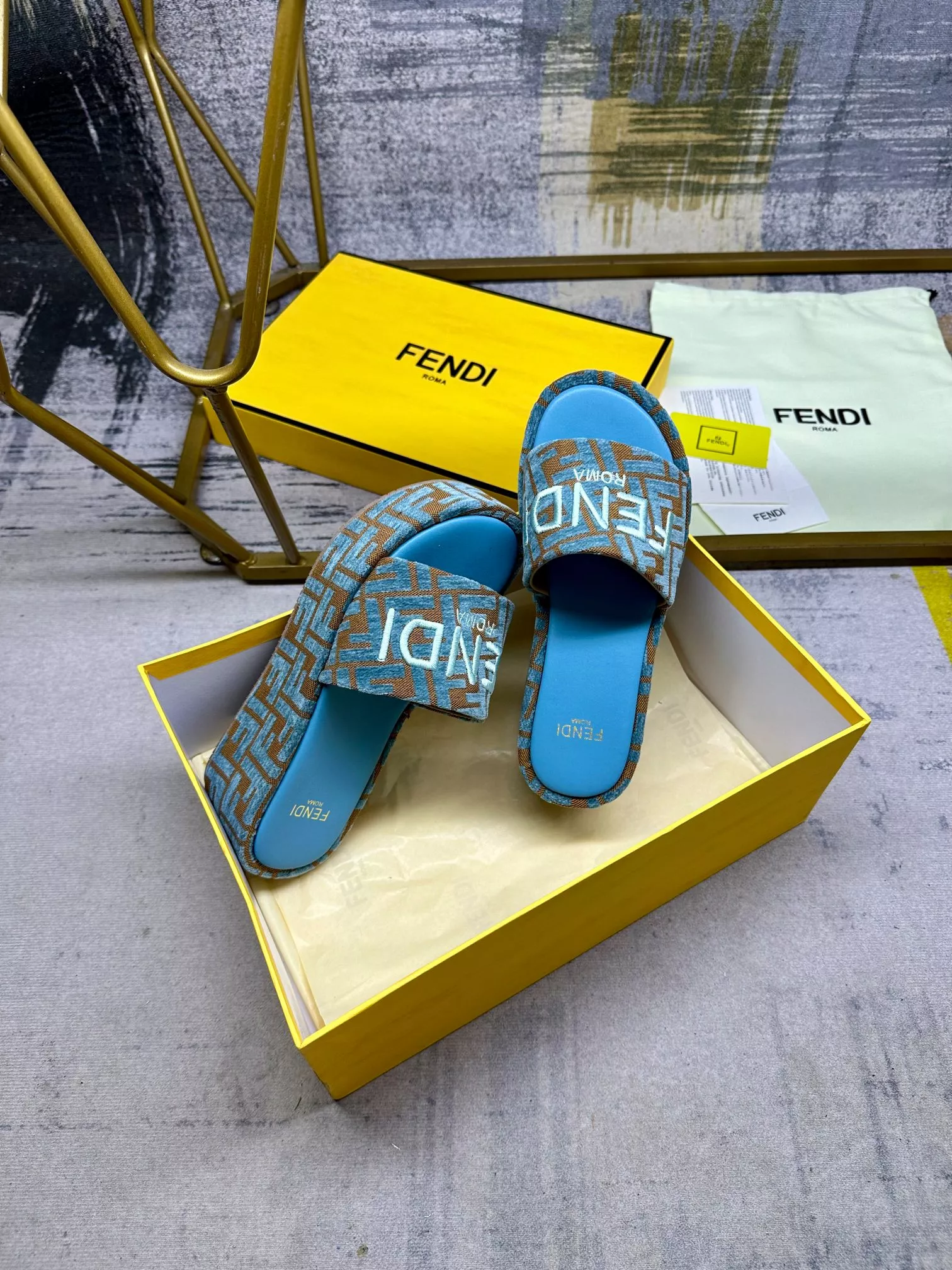 UrbanStyle 5885 Fendi Slippers For Women