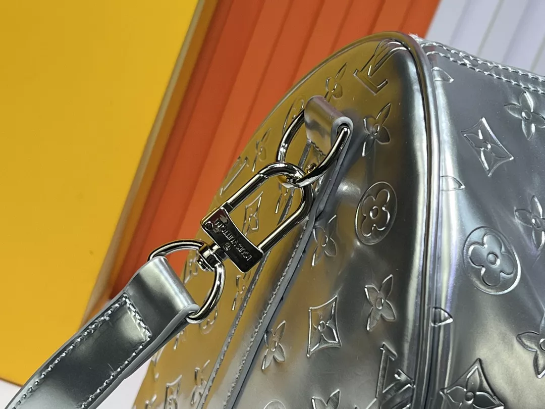 UrbanStyle 6256 Louis Vuitton Travel Bags