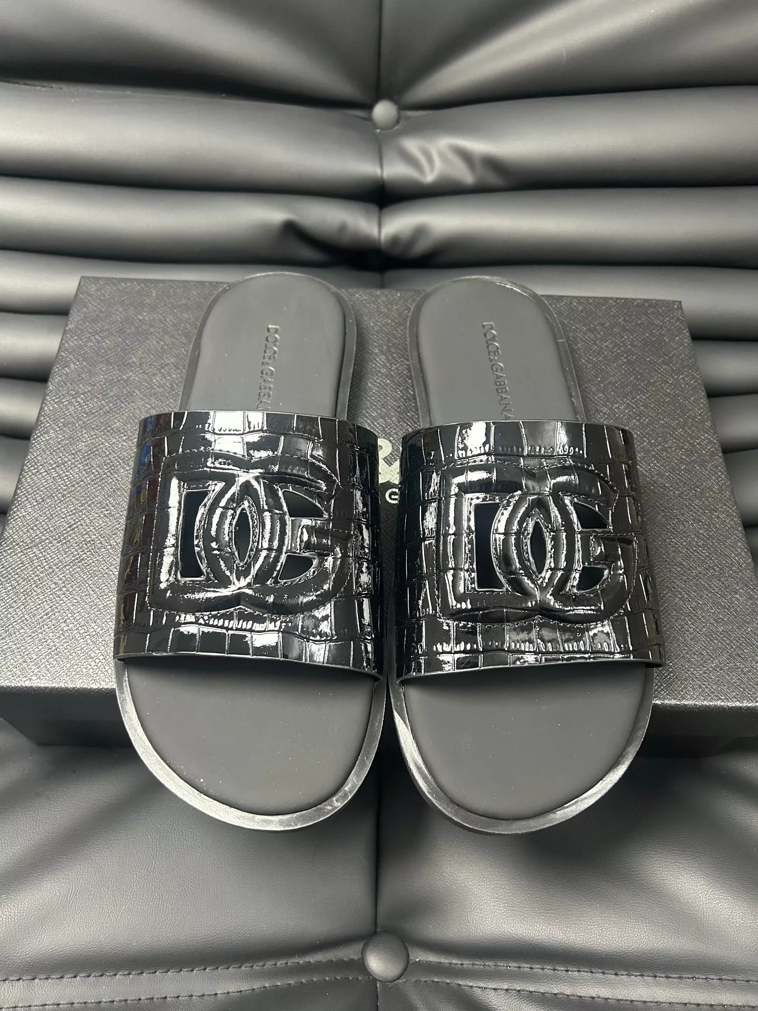UrbanStyle 6386 Dolce & Gabbana D&G Slippers For Men