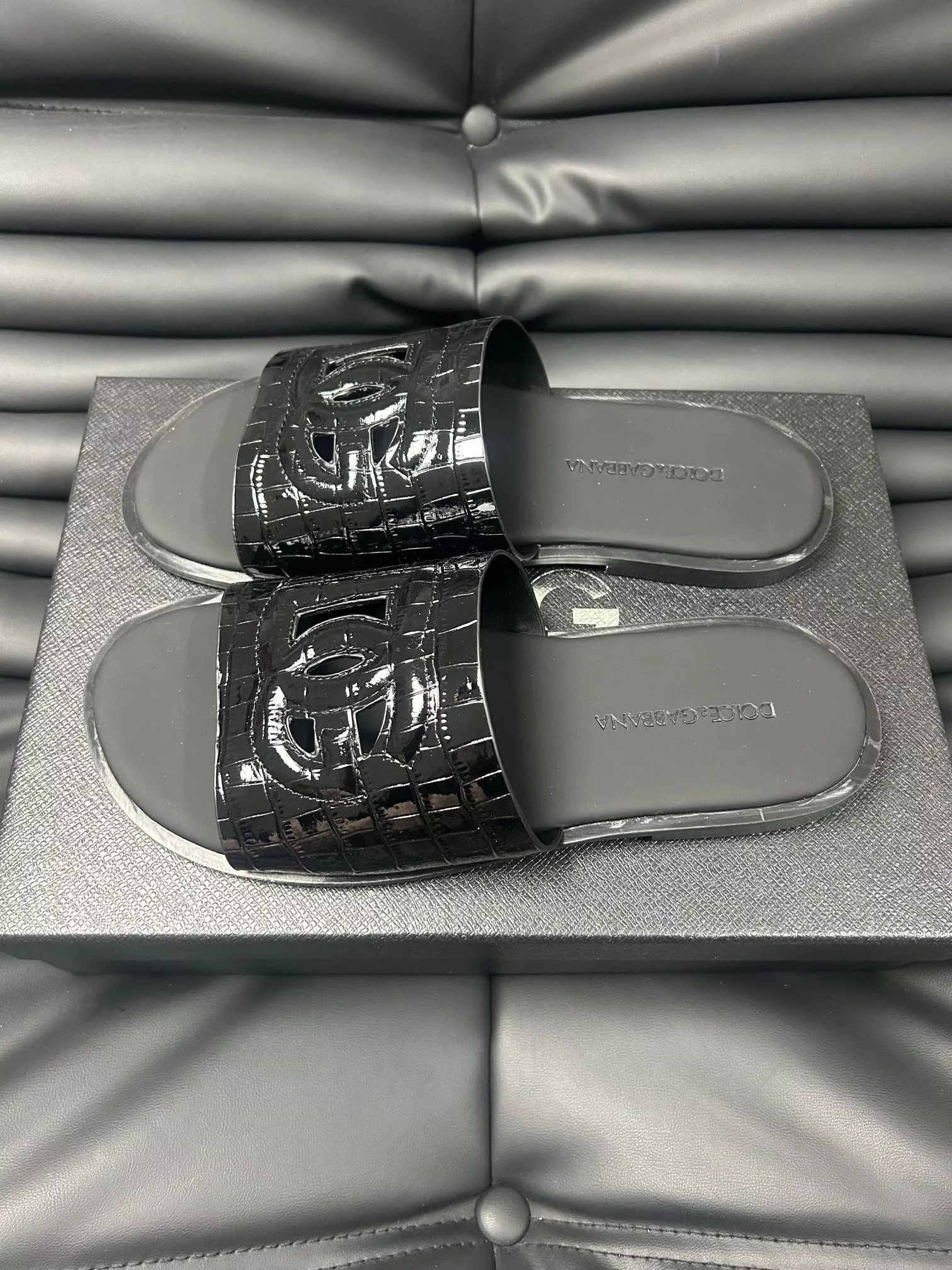 UrbanStyle 6386 Dolce & Gabbana D&G Slippers For Men