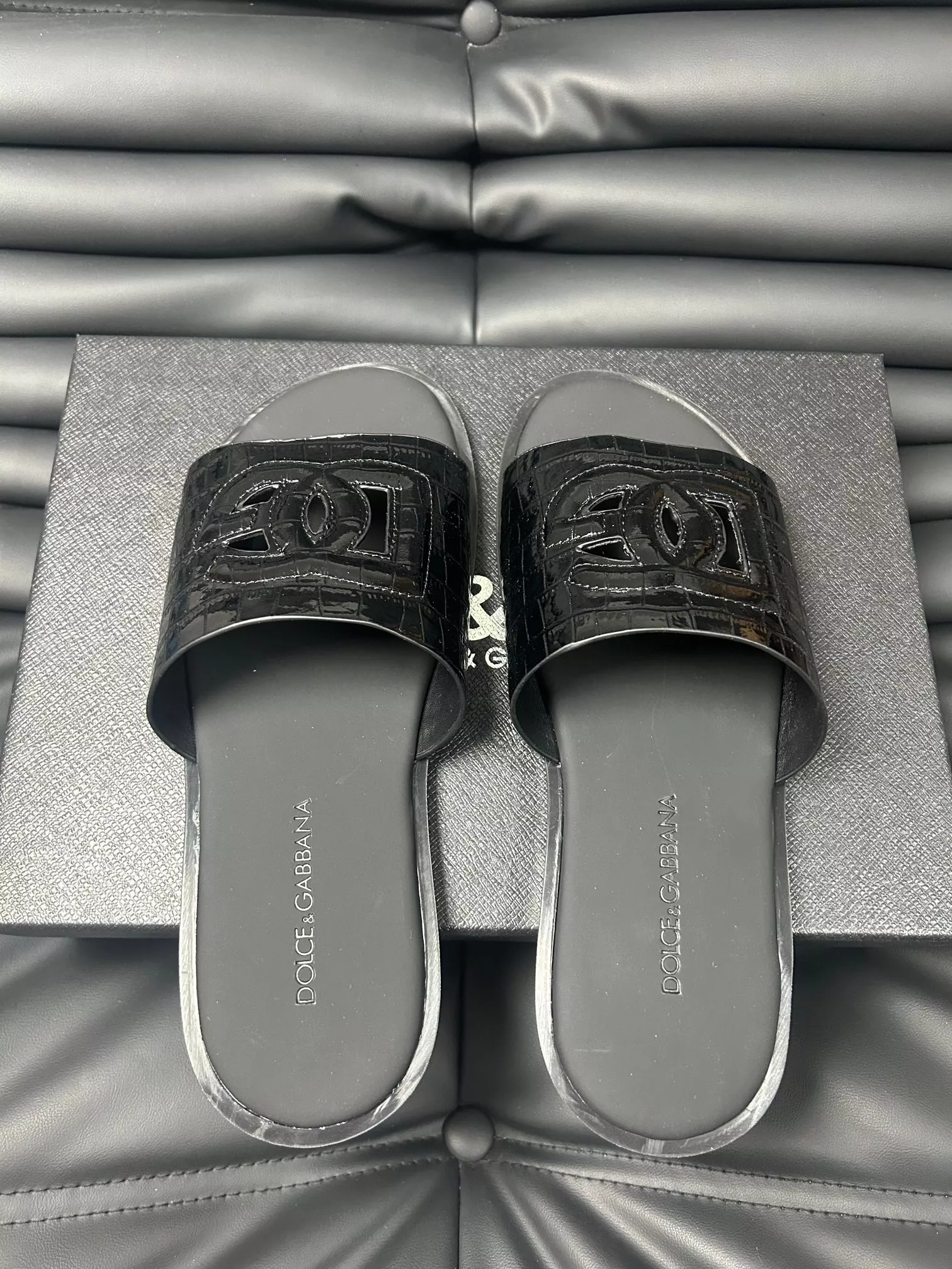 UrbanStyle 6386 Dolce & Gabbana D&G Slippers For Men