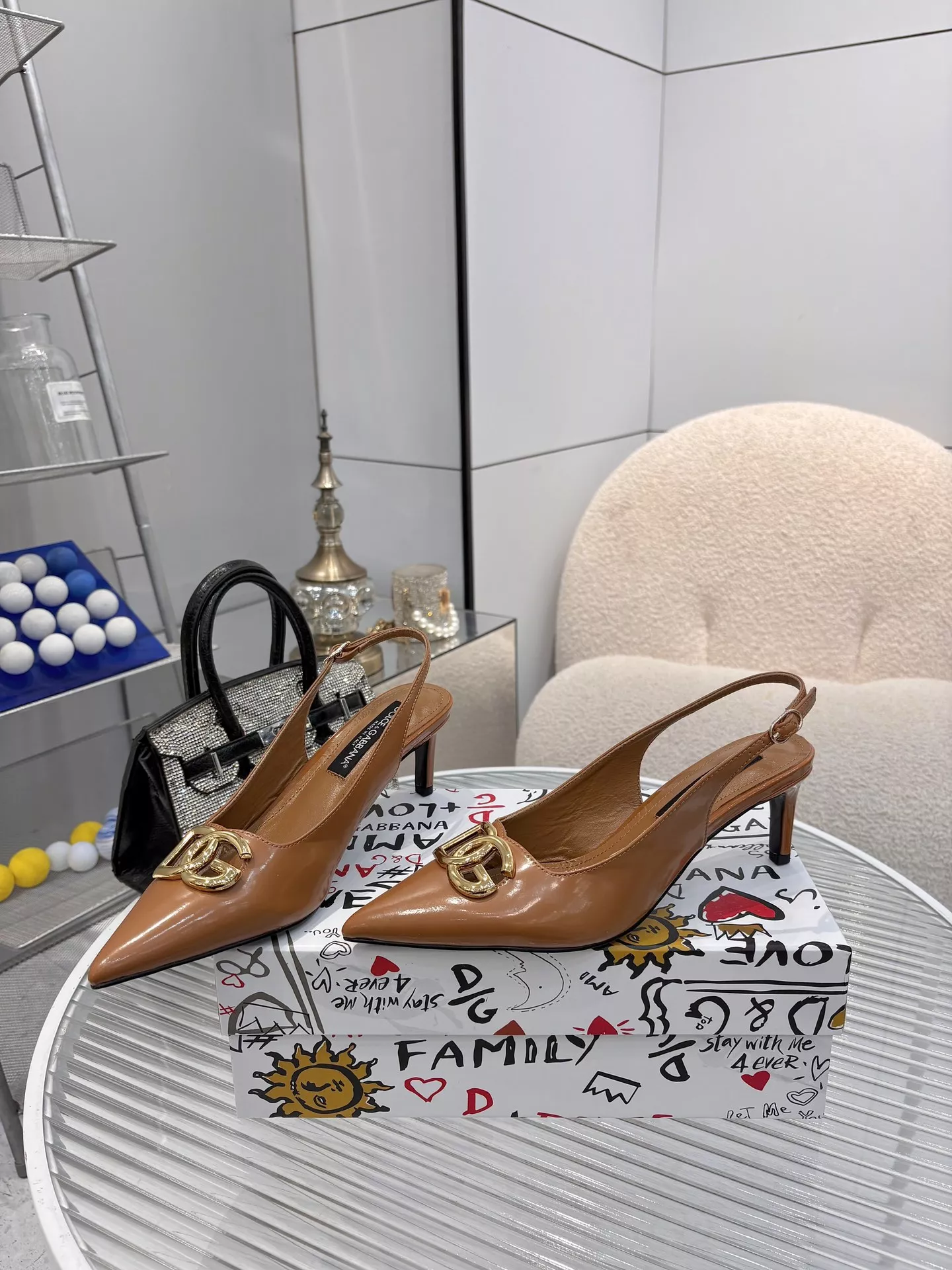 UrbanStyle 6400 Dolce & Gabbana D&G Slippers For Women