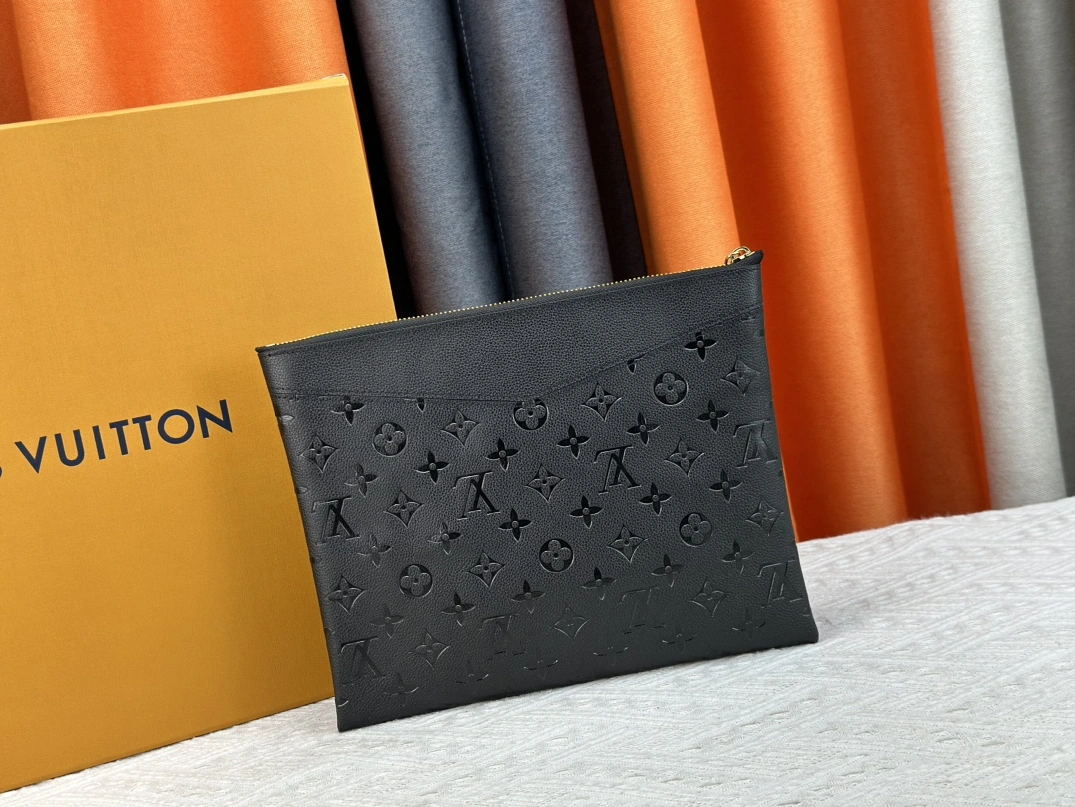 UrbanStyle 6437 Louis Vuitton LV Wallets For Unisex