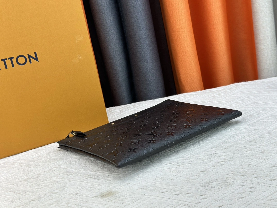 UrbanStyle 6437 Louis Vuitton LV Wallets For Unisex