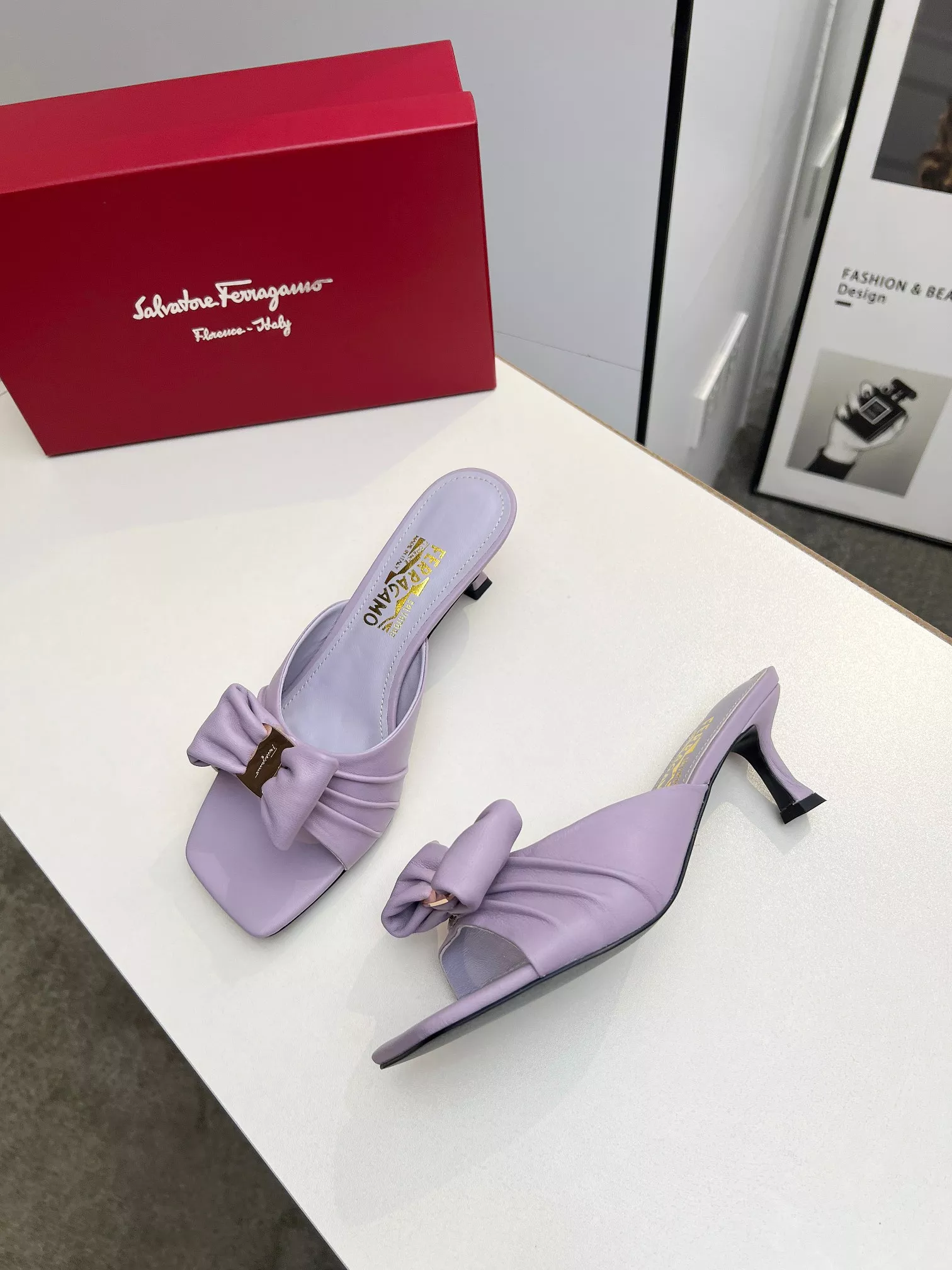 UrbanStyle 6550 Salvatore Ferragamo Slippers For Women