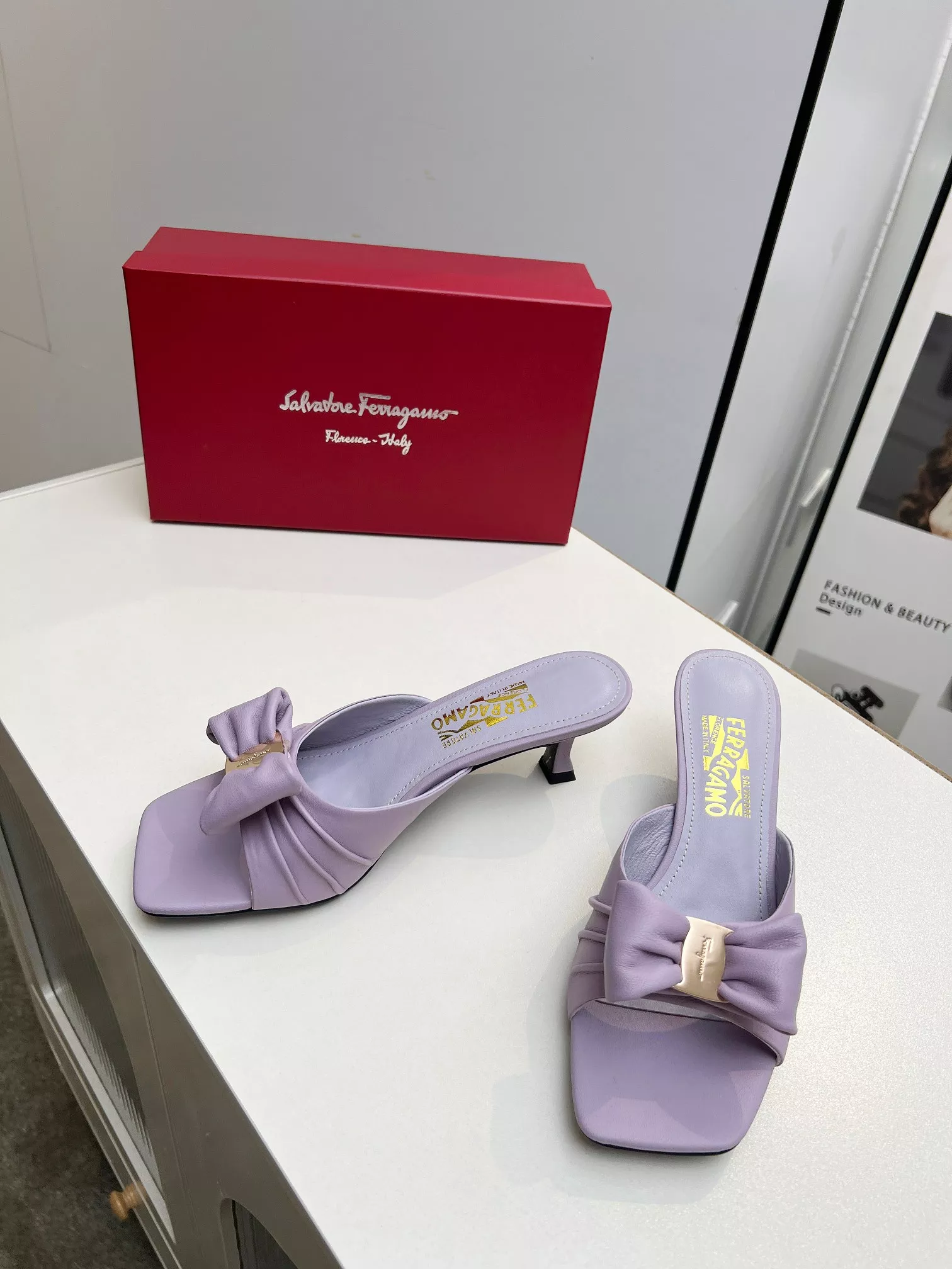 UrbanStyle 6550 Salvatore Ferragamo Slippers For Women