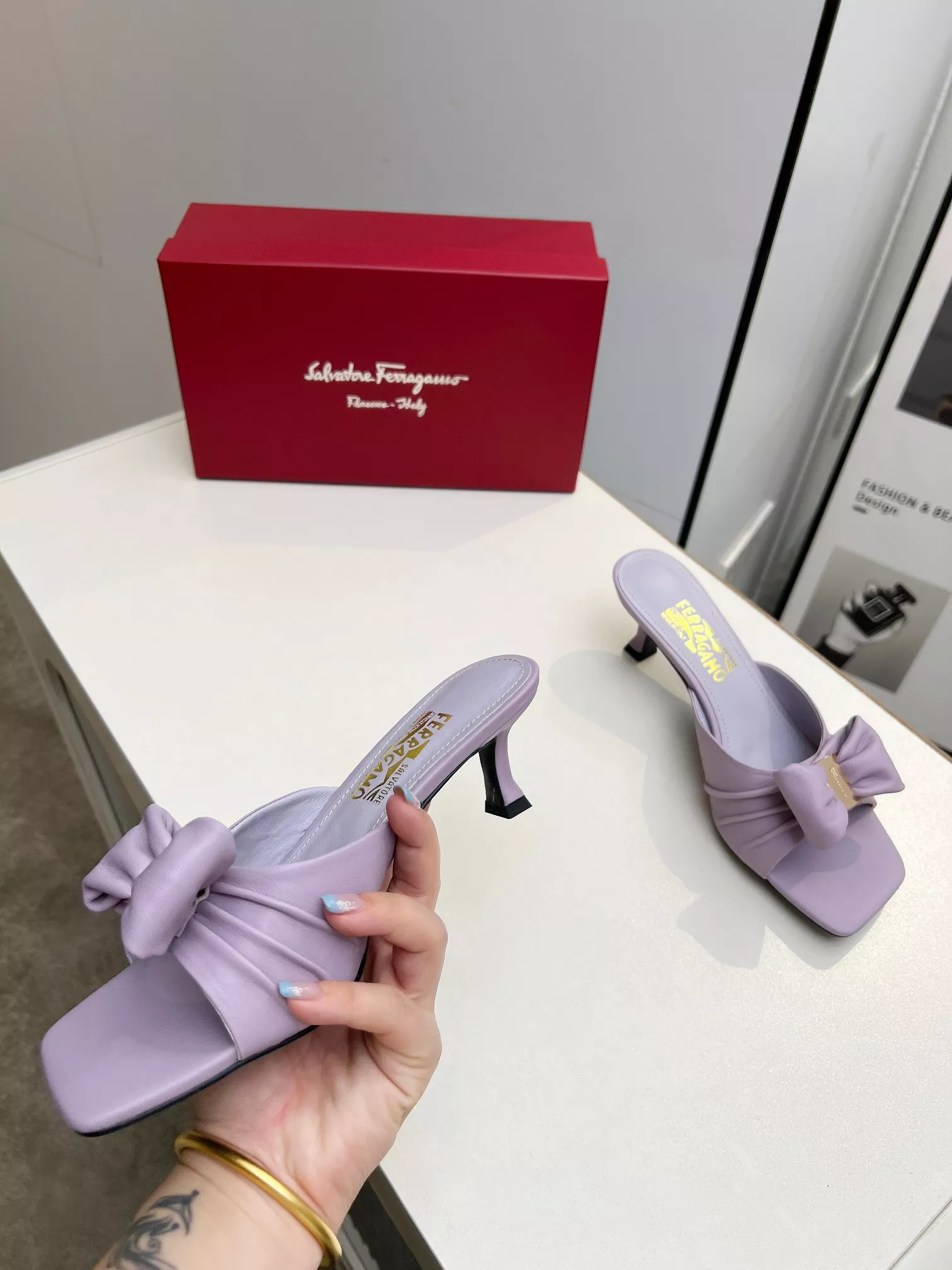 UrbanStyle 6550 Salvatore Ferragamo Slippers For Women