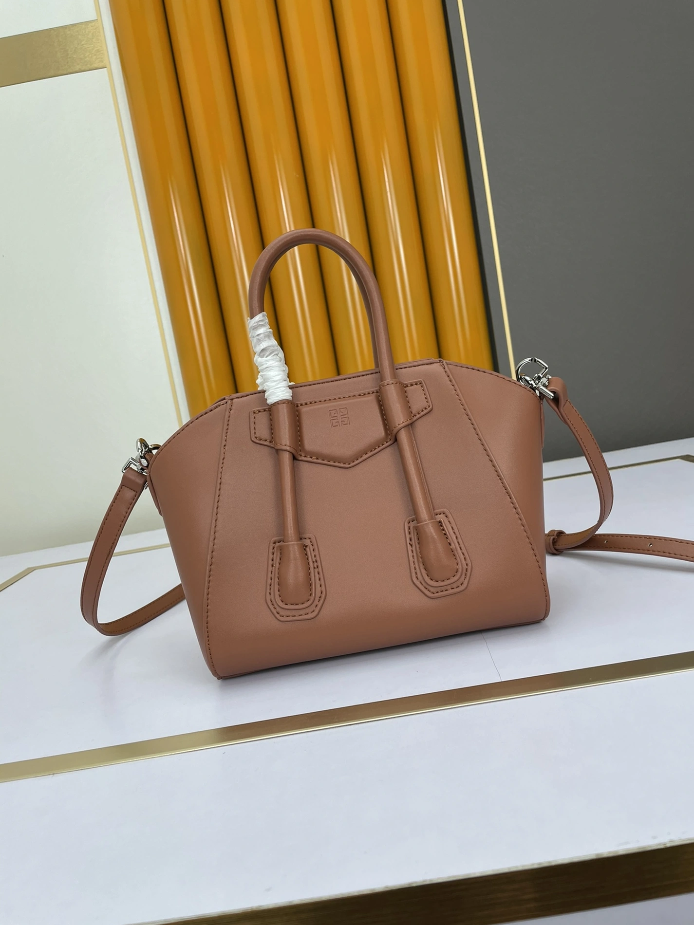 UrbanStyle 6561 Givenchy AAA Quality Handbags For Women