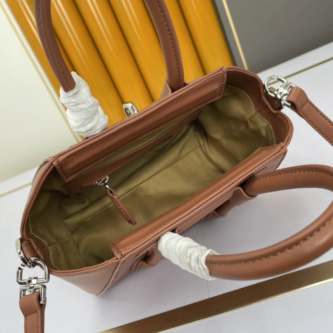 UrbanStyle 6561 Givenchy AAA Quality Handbags For Women
