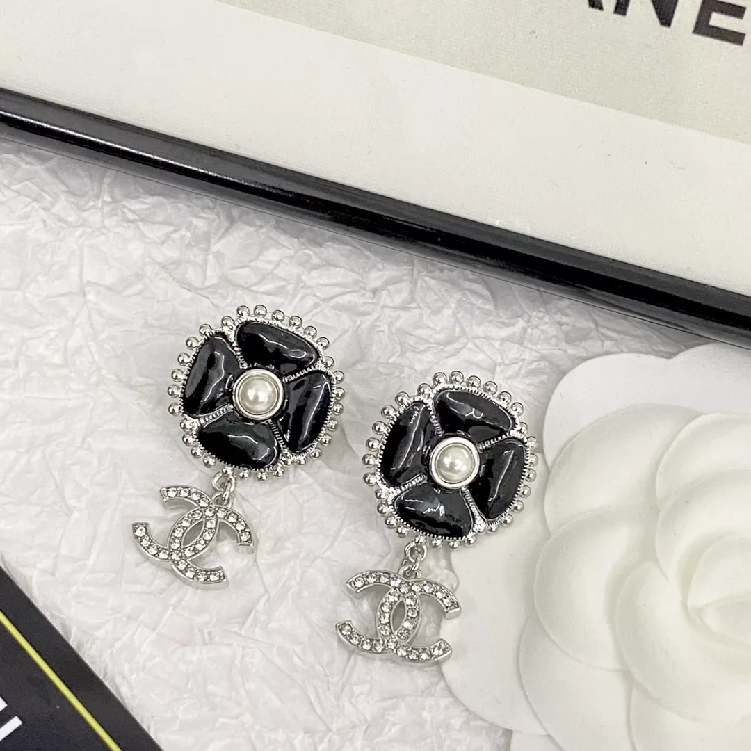 UrbanStyle 6577 Chanel Earrings For Women