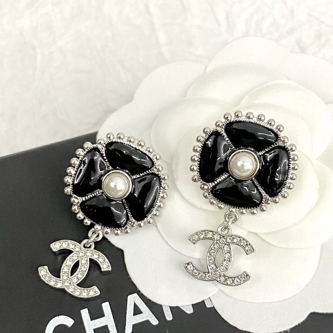 UrbanStyle 6577 Chanel Earrings For Women