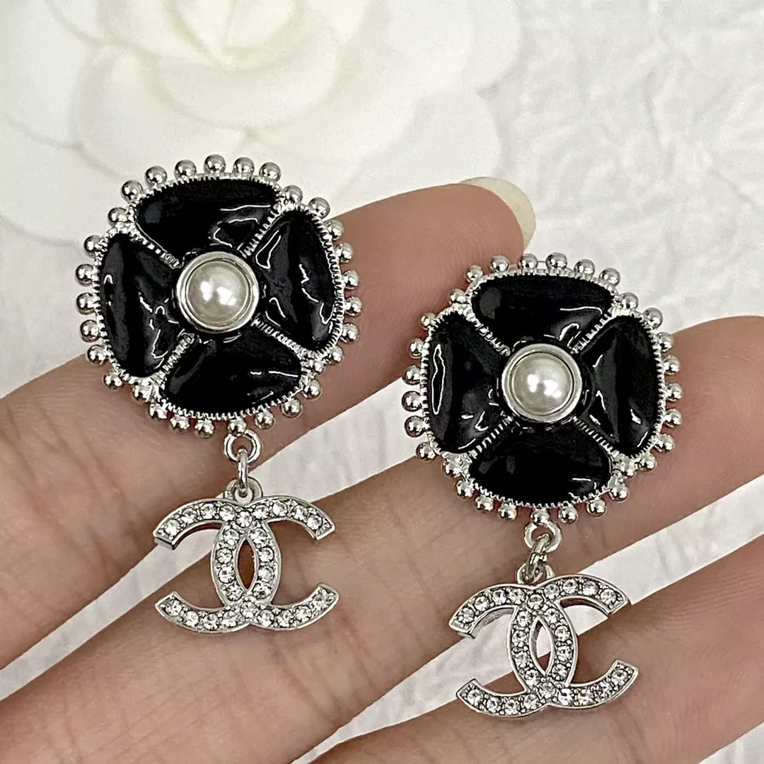 UrbanStyle 6577 Chanel Earrings For Women