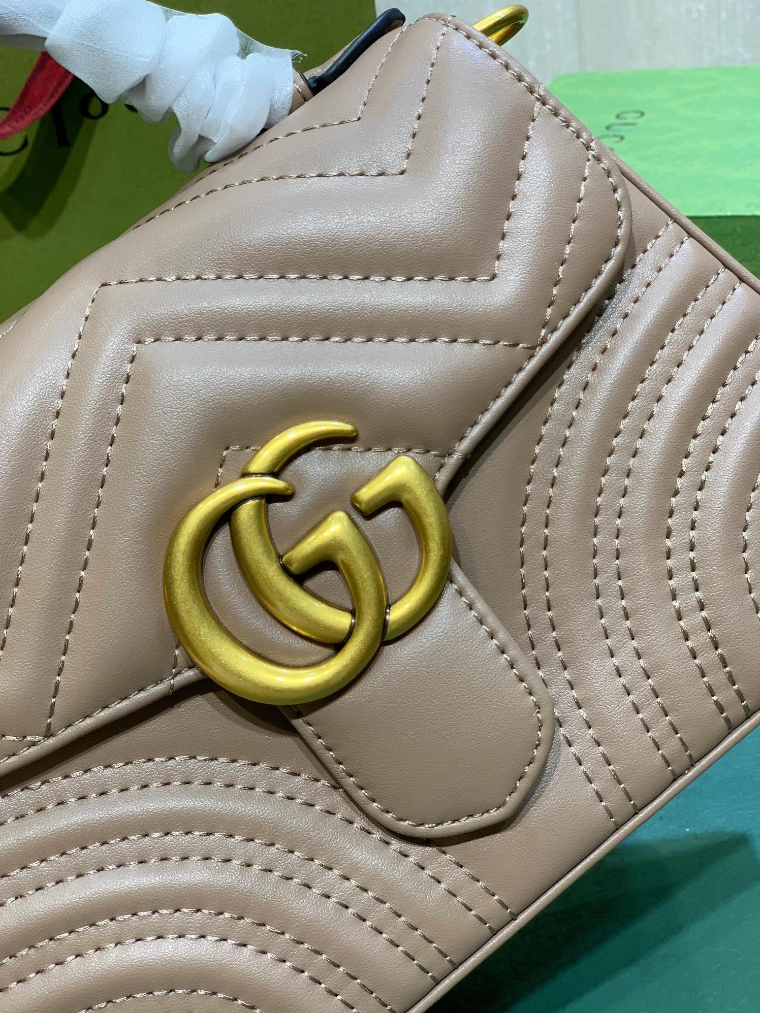 UrbanStyle 664 Gucci AAA Quality Messenger Bags For Women
