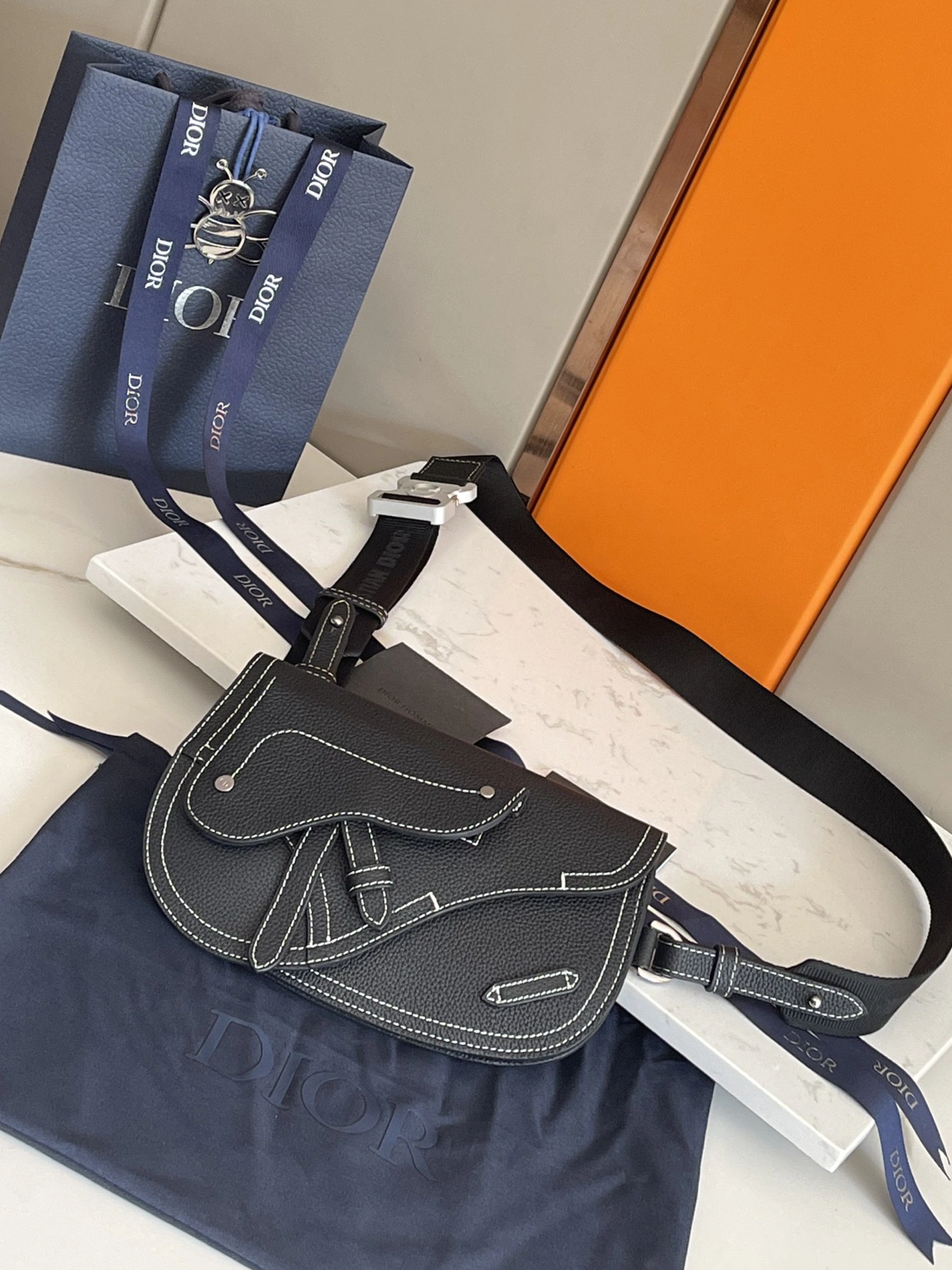UrbanStyle 6727 Christian Dior AAA Man Messenger Bags