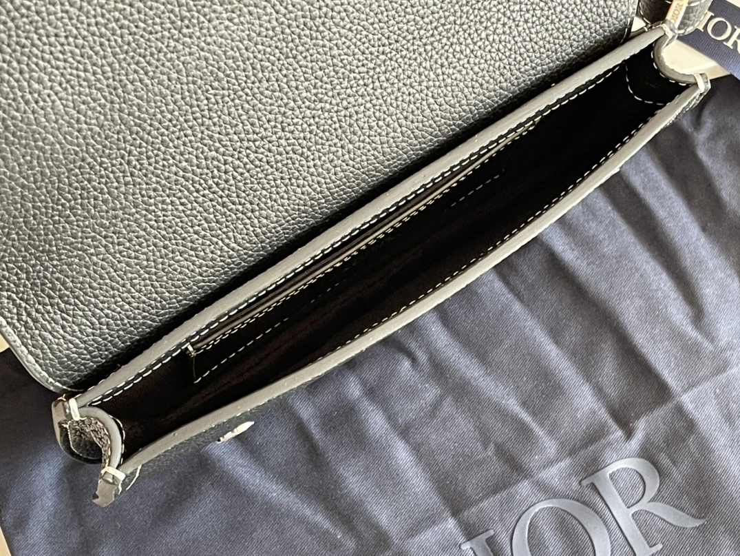 UrbanStyle 6727 Christian Dior AAA Man Messenger Bags