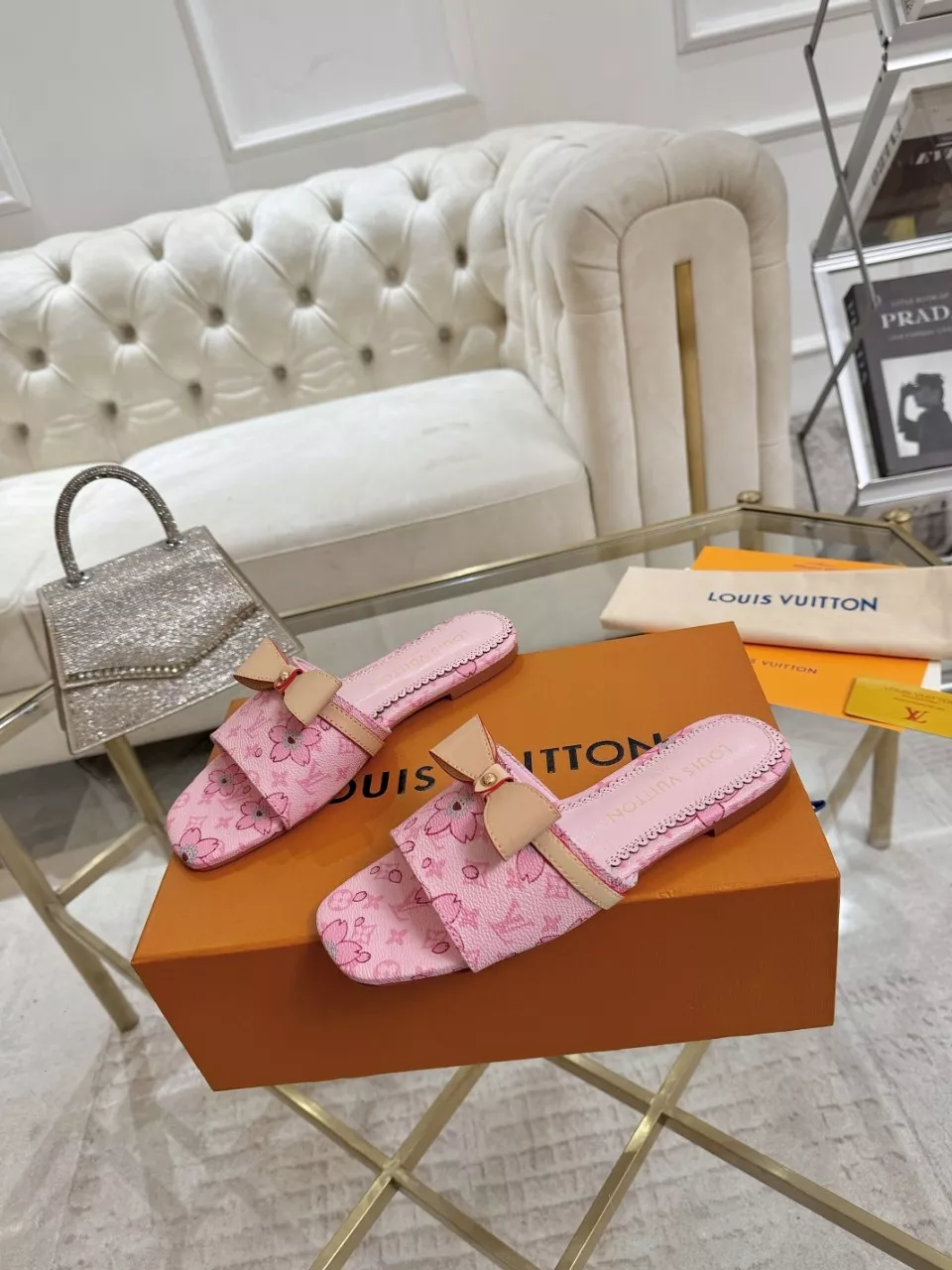 UrbanStyle 6894 Louis Vuitton Slippers For Women