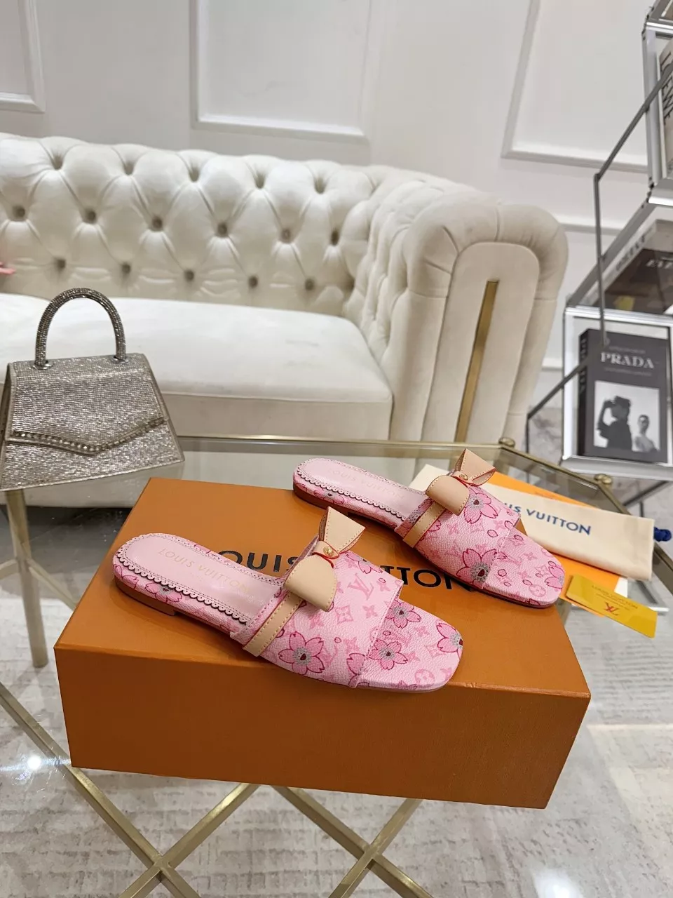 UrbanStyle 6894 Louis Vuitton Slippers For Women