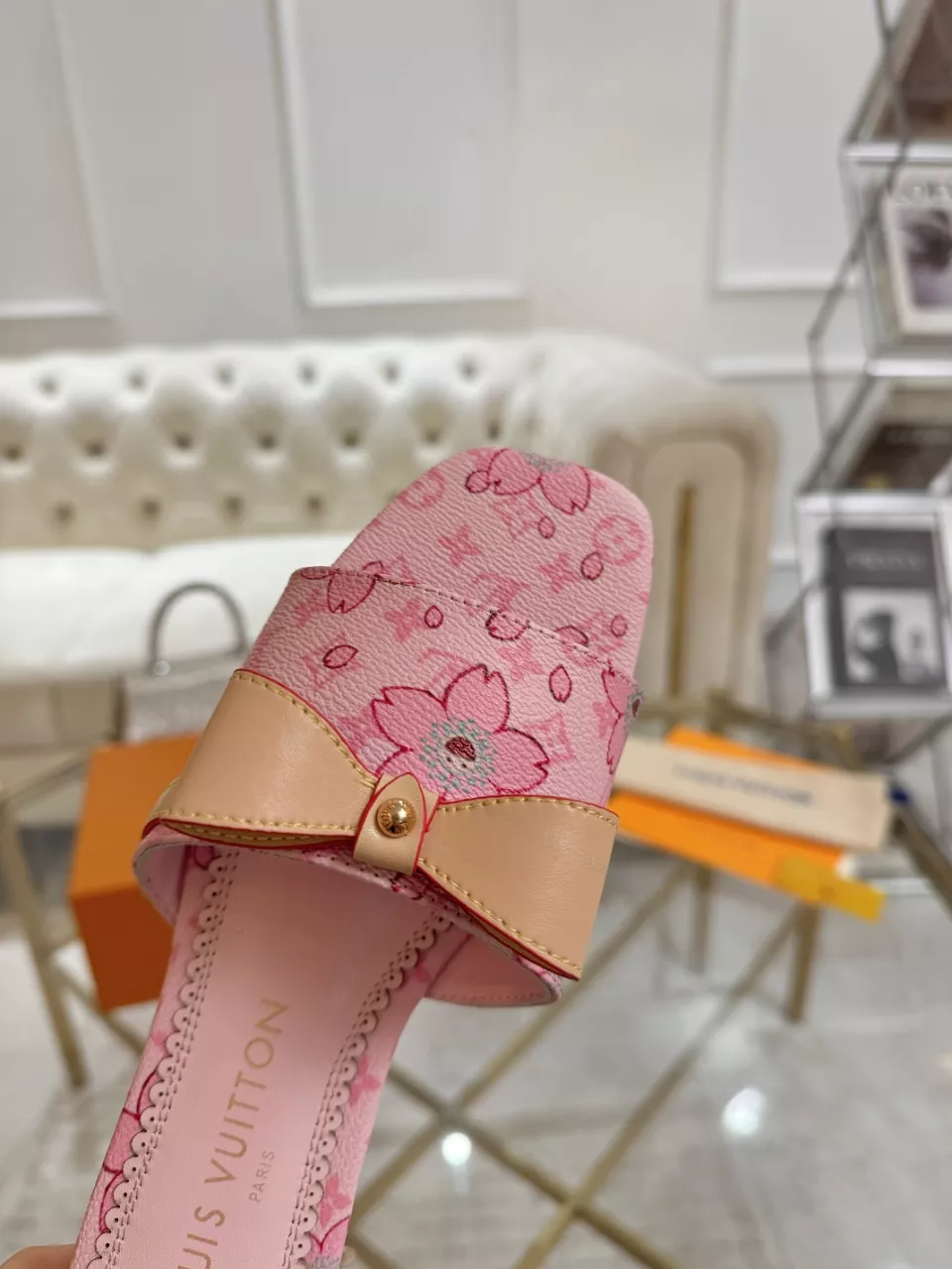 UrbanStyle 6894 Louis Vuitton Slippers For Women