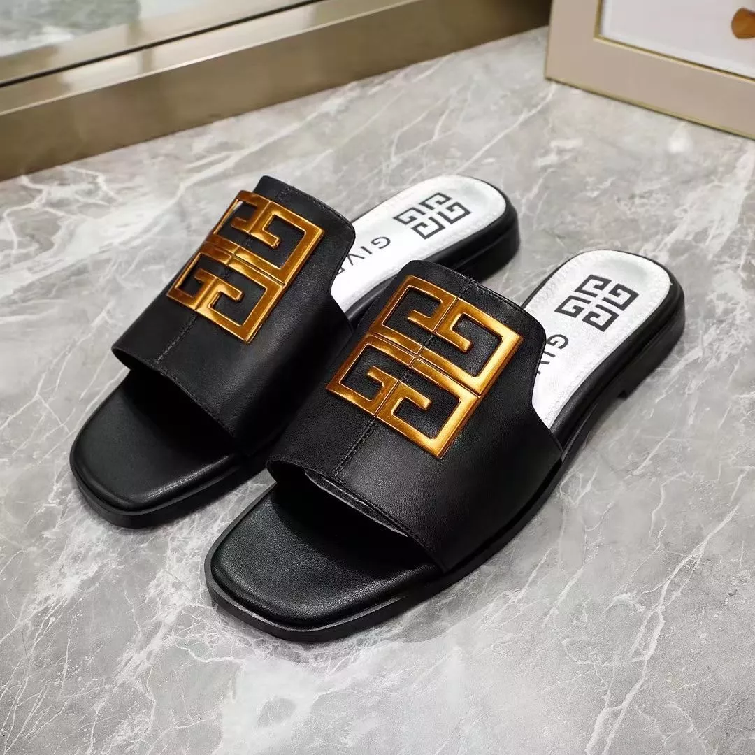 UrbanStyle 7263 Givenchy Slippers For Women