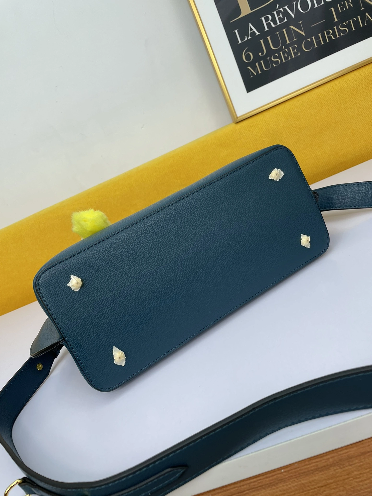 UrbanStyle 7370 Prada AAA Quality Handbags For Women