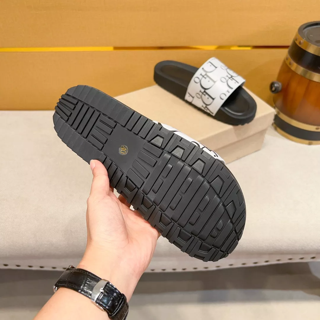 UrbanStyle 744 Christian Dior Slippers For Men