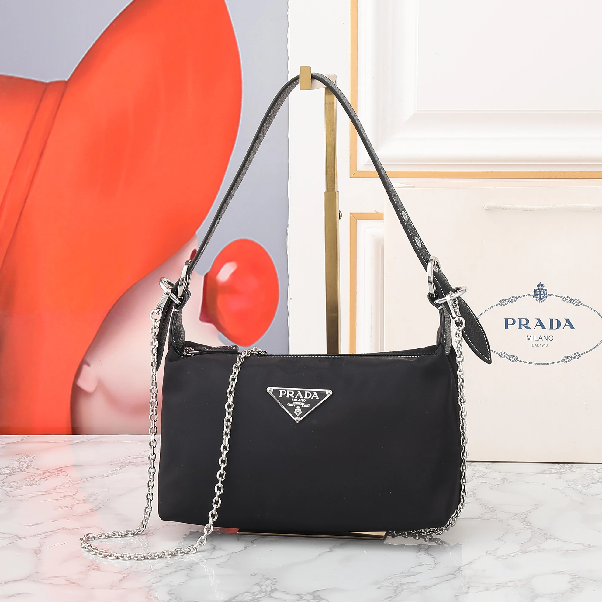 UrbanStyle 762 Prada AAA Quality Shoulder Bags