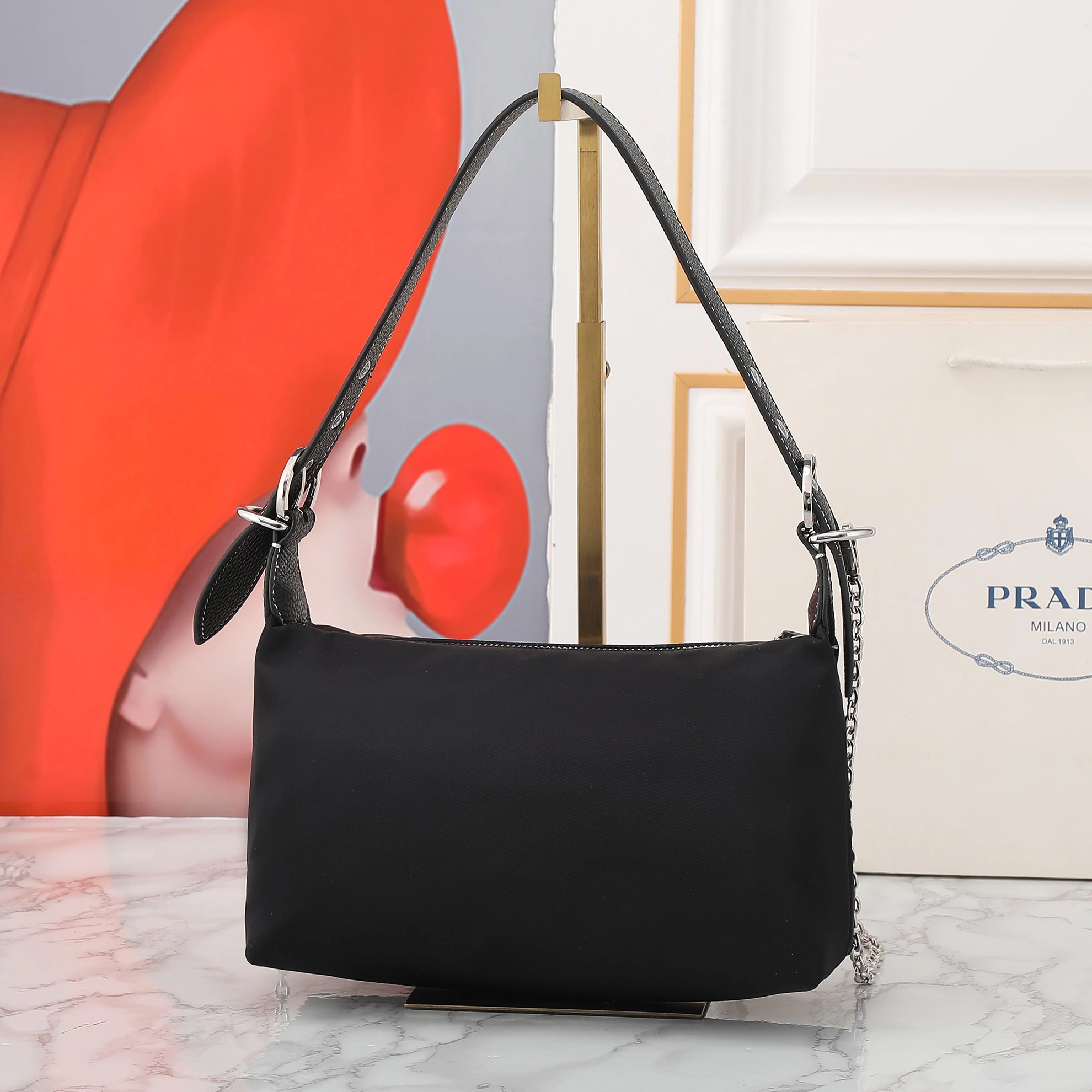 UrbanStyle 762 Prada AAA Quality Shoulder Bags