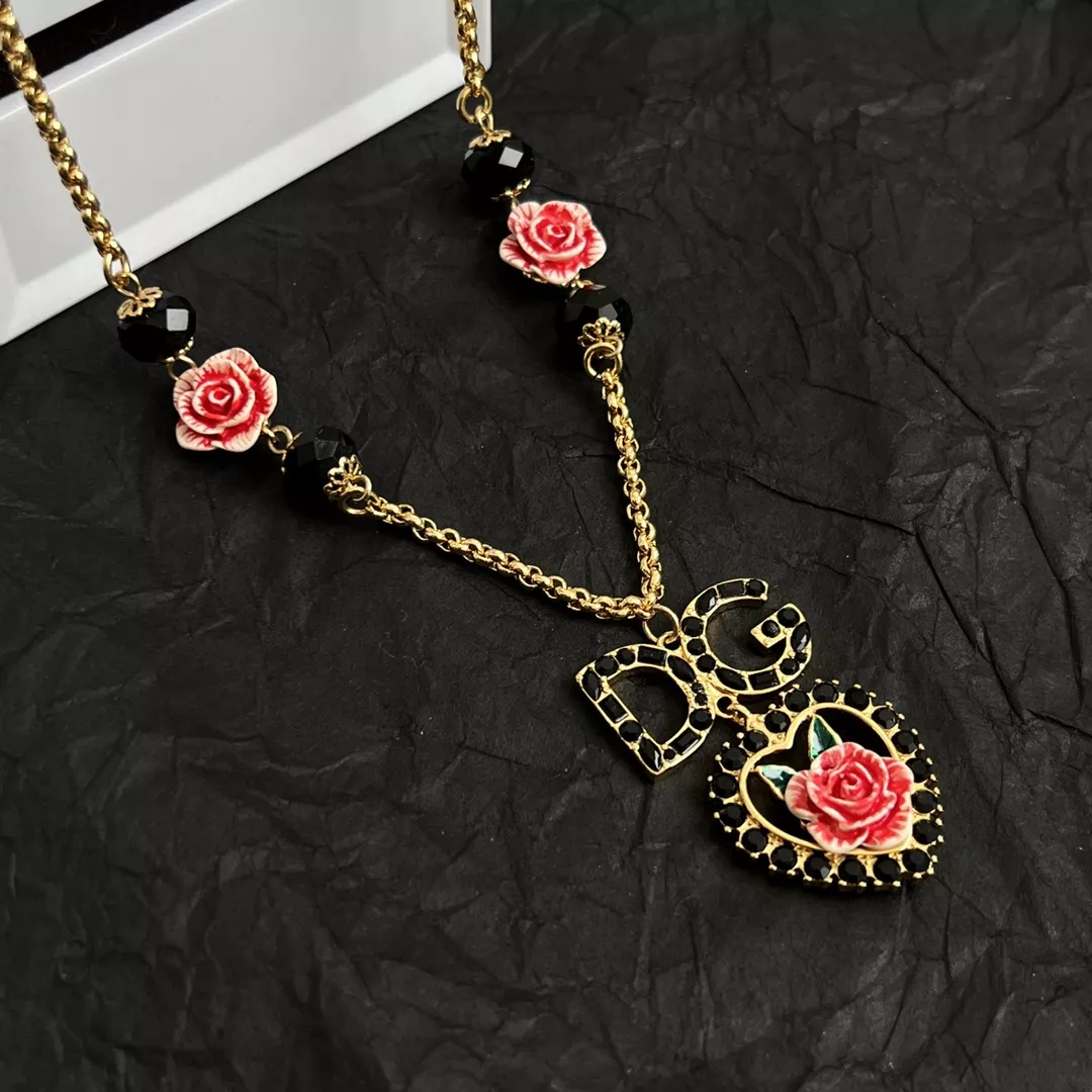 UrbanStyle 7853 Dolce & Gabbana Necklaces For Women