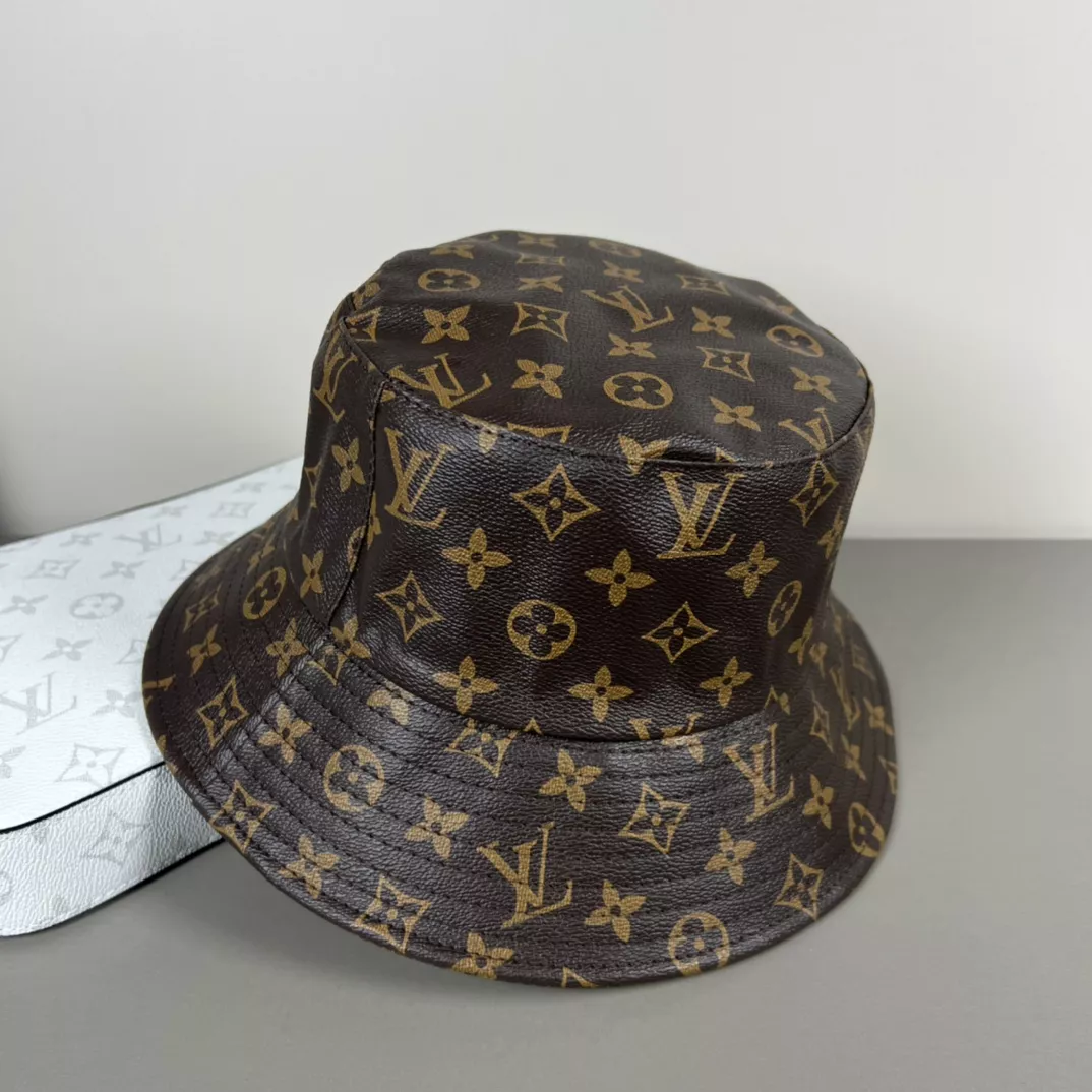 UrbanStyle 7973 Louis Vuitton LV Caps
