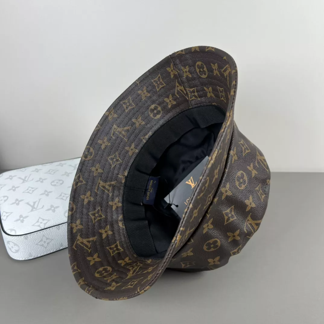 UrbanStyle 7973 Louis Vuitton LV Caps