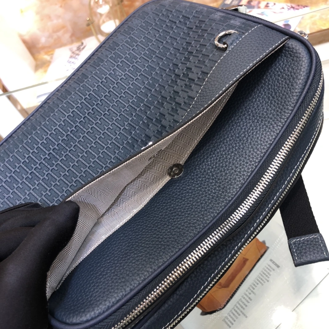 UrbanStyle 8269 Hermes AAA Man Messenger Bags