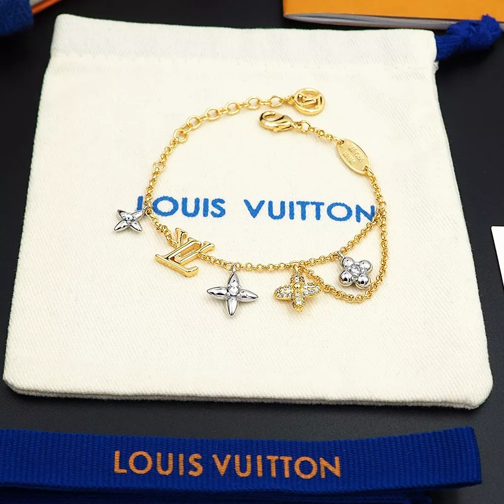 UrbanStyle 8327 Louis Vuitton LV Bracelets
