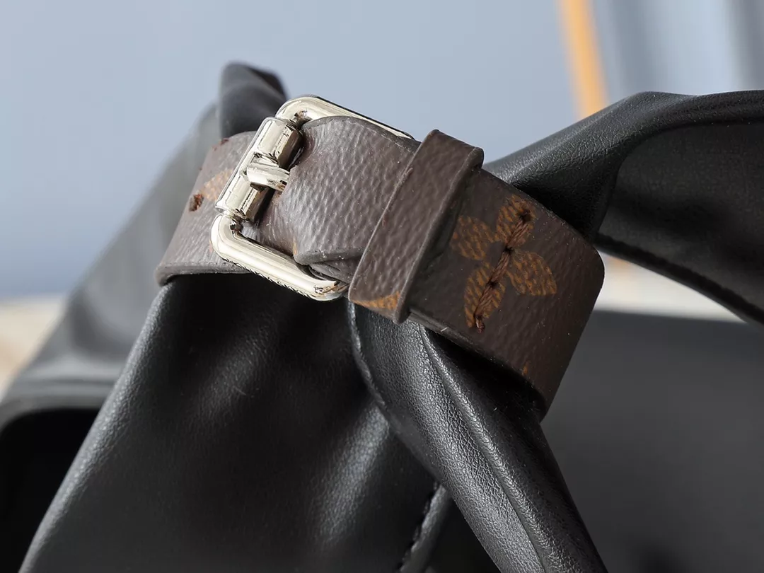 UrbanStyle 8345 Louis Vuitton AAA Quality Handbags For Women