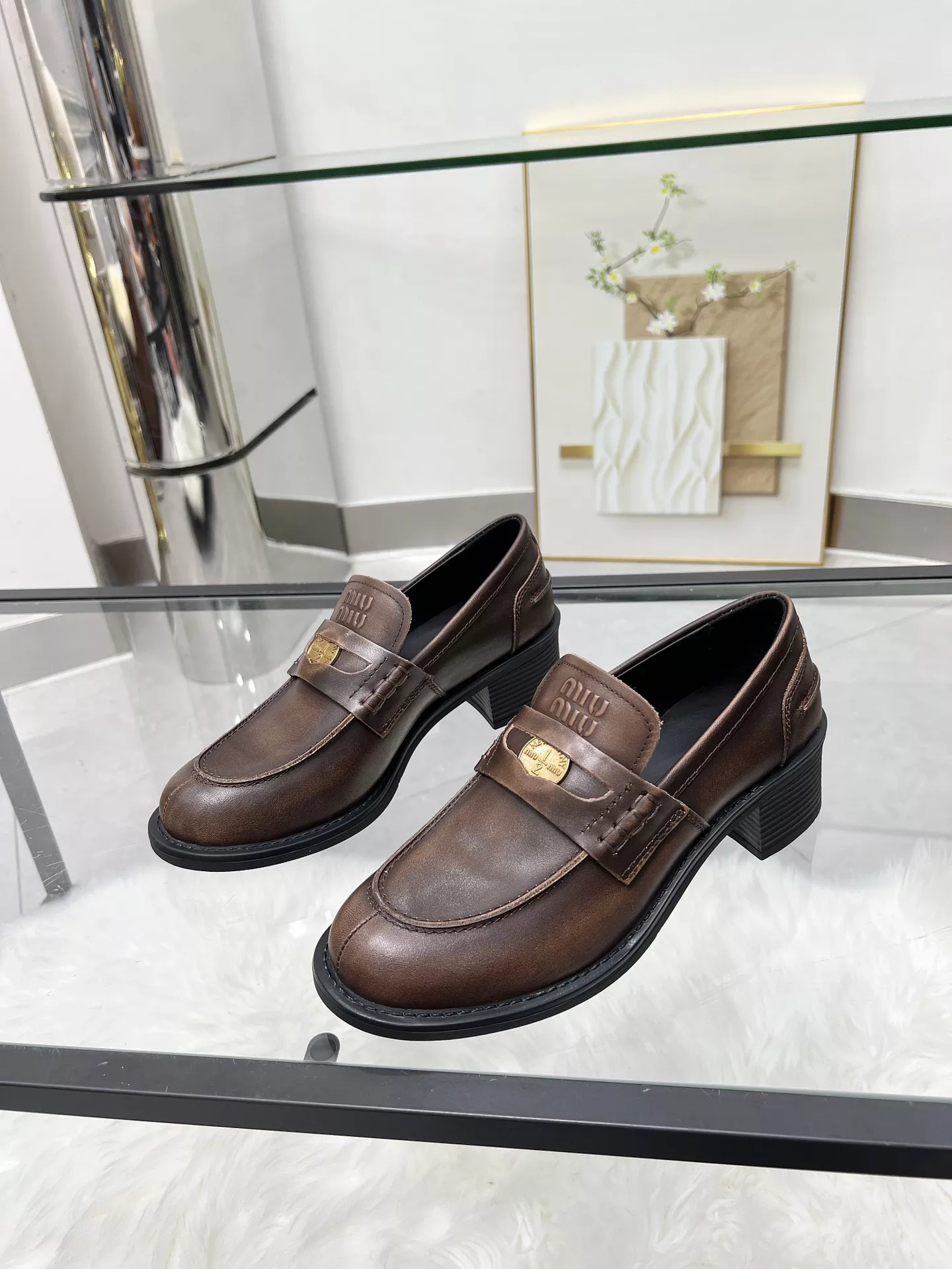 UrbanStyle 8543 MIU MIU Leather Shoes For Women