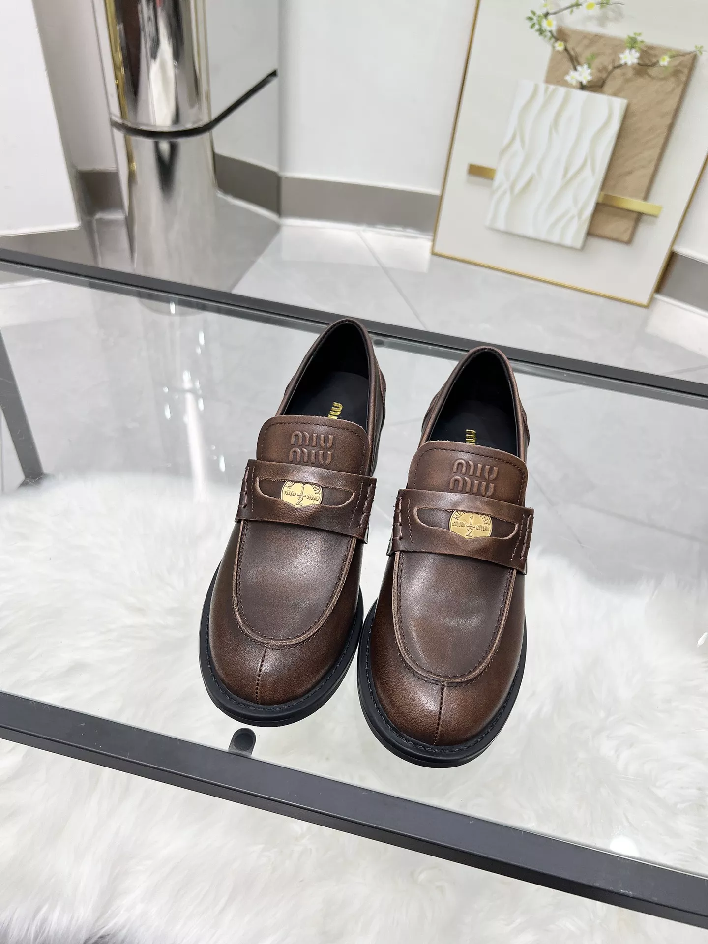 UrbanStyle 8543 MIU MIU Leather Shoes For Women